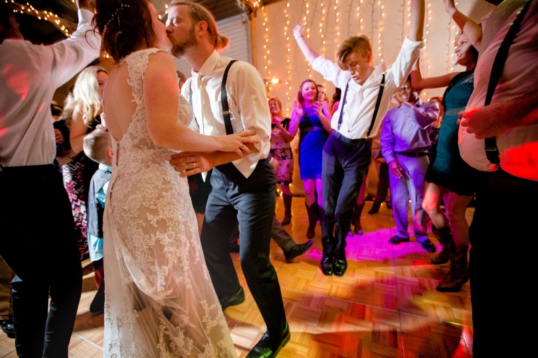 Texas wedding photographer wedding reception ideas for dancing-5071